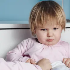 Co zrobić, gdy dziecko bije? Skuteczne metody radzenia sobie
