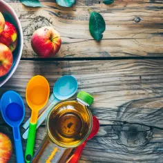 Czy ocet jabłkowy obniża cholesterol? Skuteczność i dawkowanie