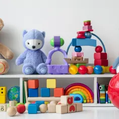 Co dla rocznego chłopca? Najlepsze zabawki i prezenty