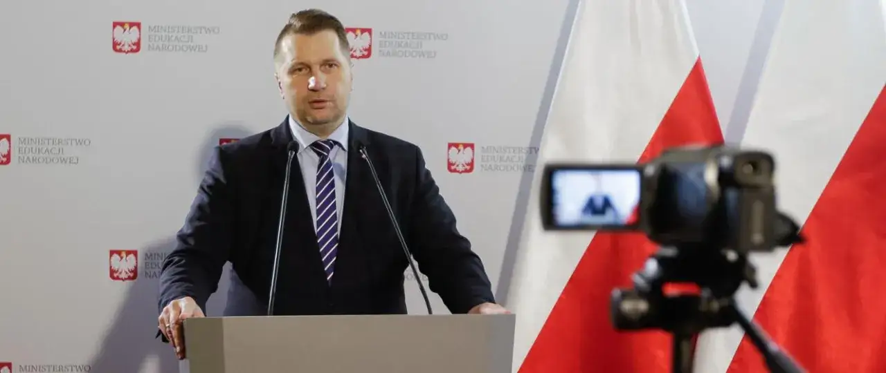 Zdjęcie Ile szkół na zdalnym nauczaniu? Zaskakujące statystyki i zmiany